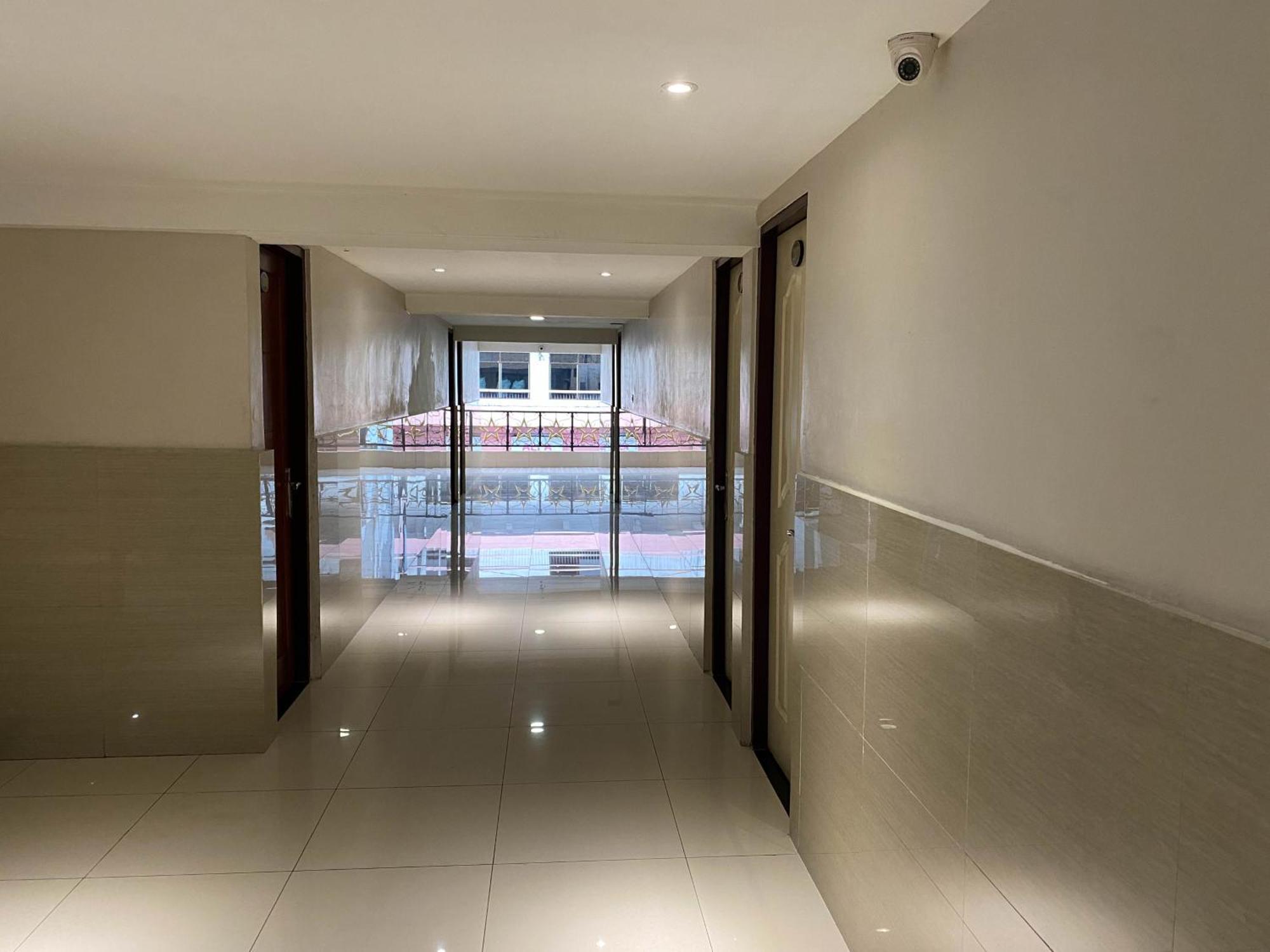 Penginapan Star Ambon Mitra Reddoorz Exterior photo
