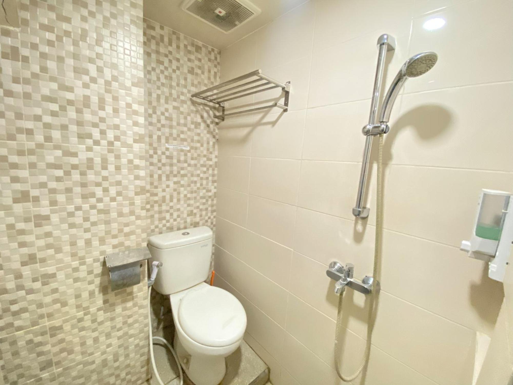 Penginapan Star Ambon Mitra Reddoorz Exterior photo